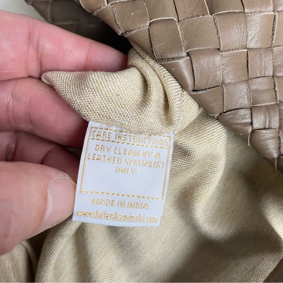 Helen Kaminski Australia Taupe Color 100% Leather Large Tote - Picture 9 of 15